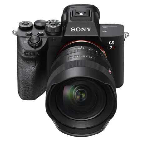 SONY FE 14MM F/1.8 GM (SEL14F18GM) – Image 4